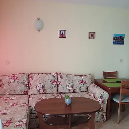 Sunny Elit 4 - With Balcony Διαμέρισμα *